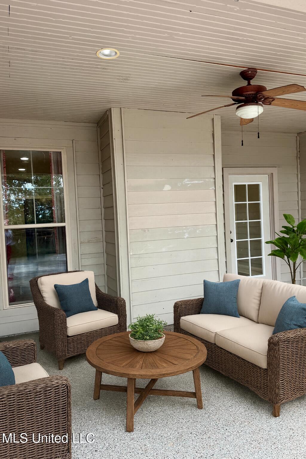 101 Sandstone Drive Brandon, MS 39047 - Photo 64 of 75 staged patio