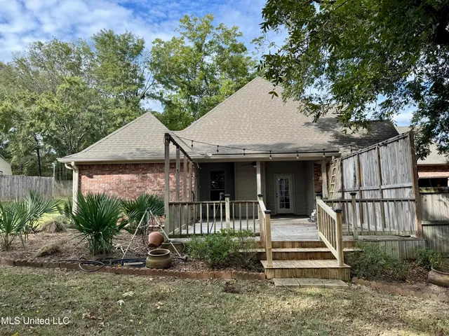 $475,000 | 101 Sandstone Drive, Brandon, MS 39047