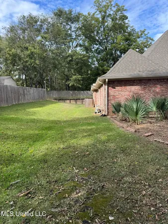 $460,000 | 101 Sandstone Drive, Brandon, MS 39047