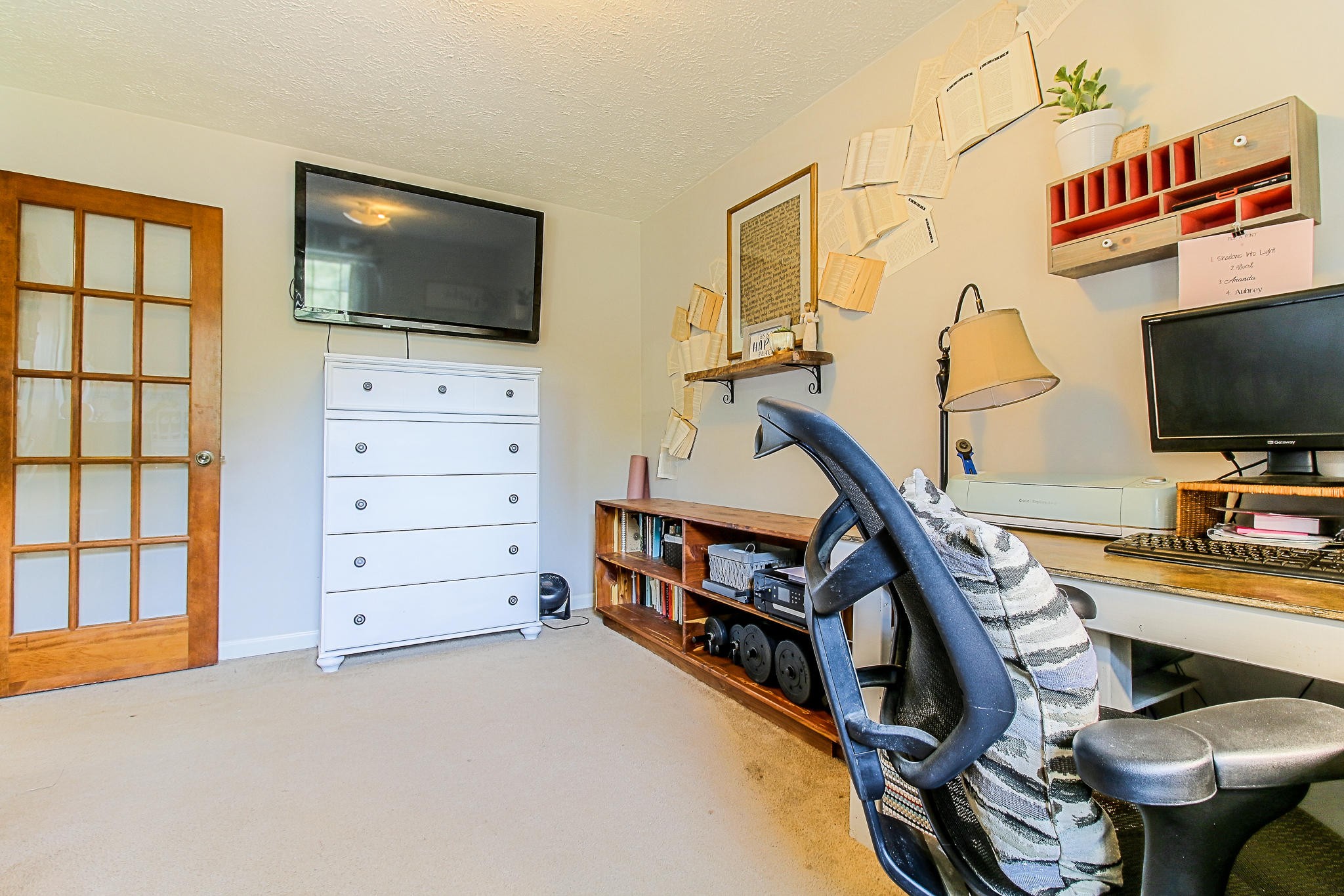 4129 Angola Road Knoxville, TN 37921 - Photo 19 of 28 a view of a livingroom with furniture and a flat screen tv