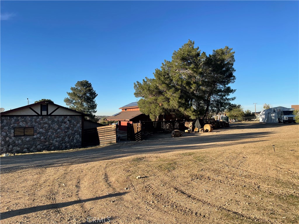 19574 Happy Valley Road Apple Valley, CA 92308 - Photo 24 of 58