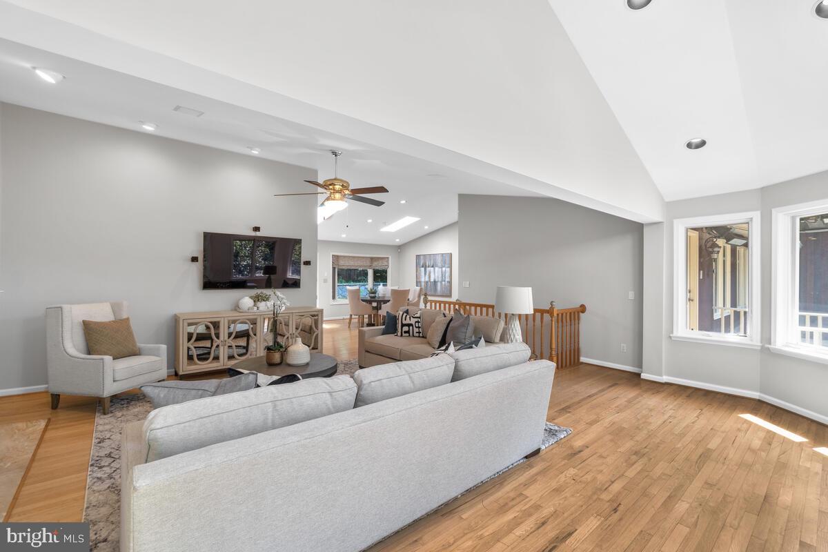 8413 Fenway Road Bethesda, MD 20817 - Photo 11 of 65 Gallery Image 11