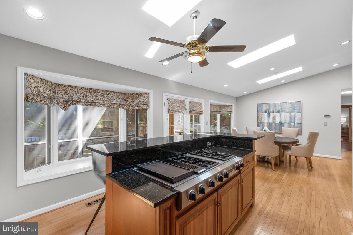 8413 Fenway Road Bethesda, MD 20817 - Photo 20 of 65 Gallery Image 20