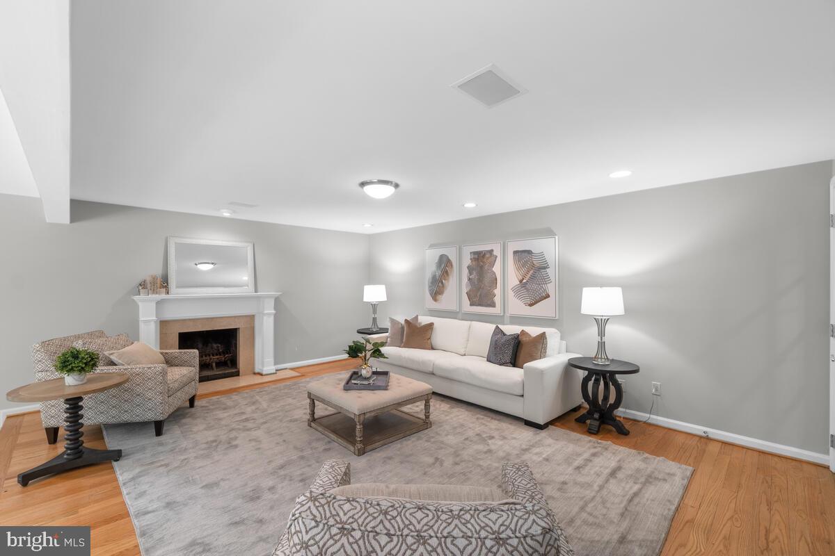 8413 Fenway Road Bethesda, MD 20817 - Photo 39 of 65 Gallery Image 39