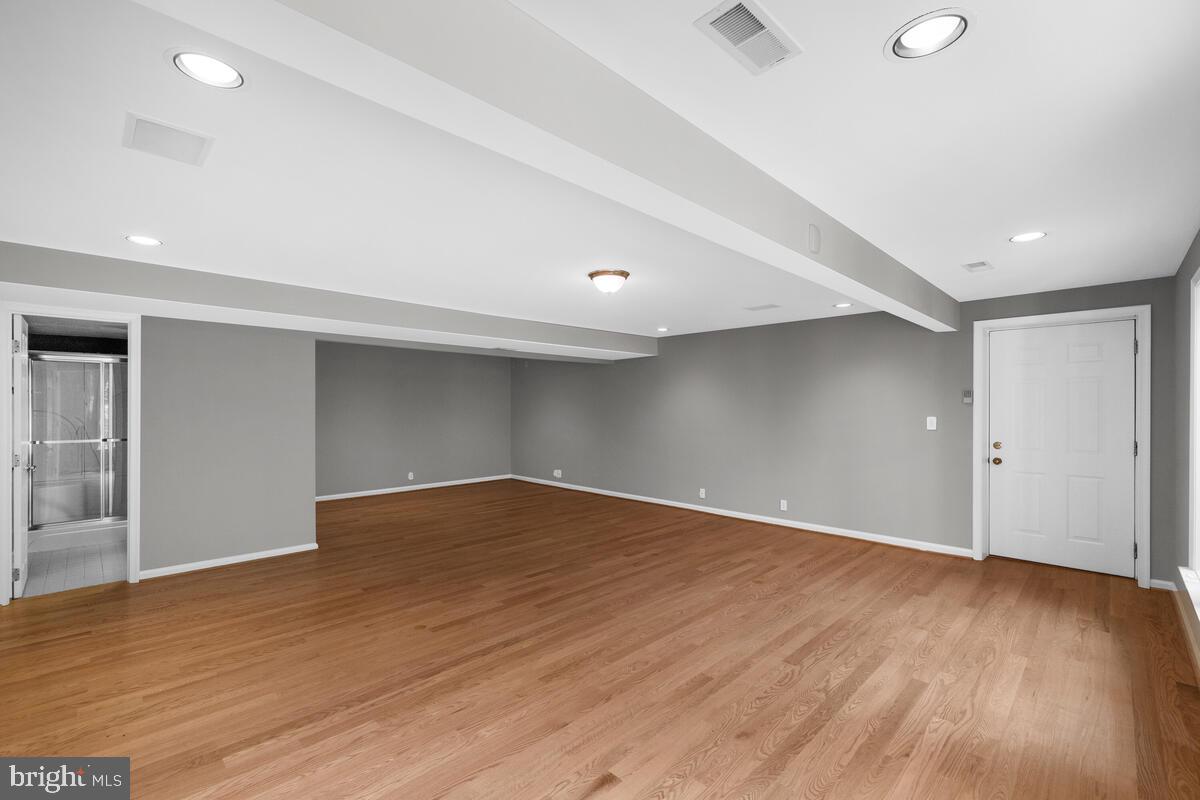 8413 Fenway Road Bethesda, MD 20817 - Photo 46 of 65 Gallery Image 46