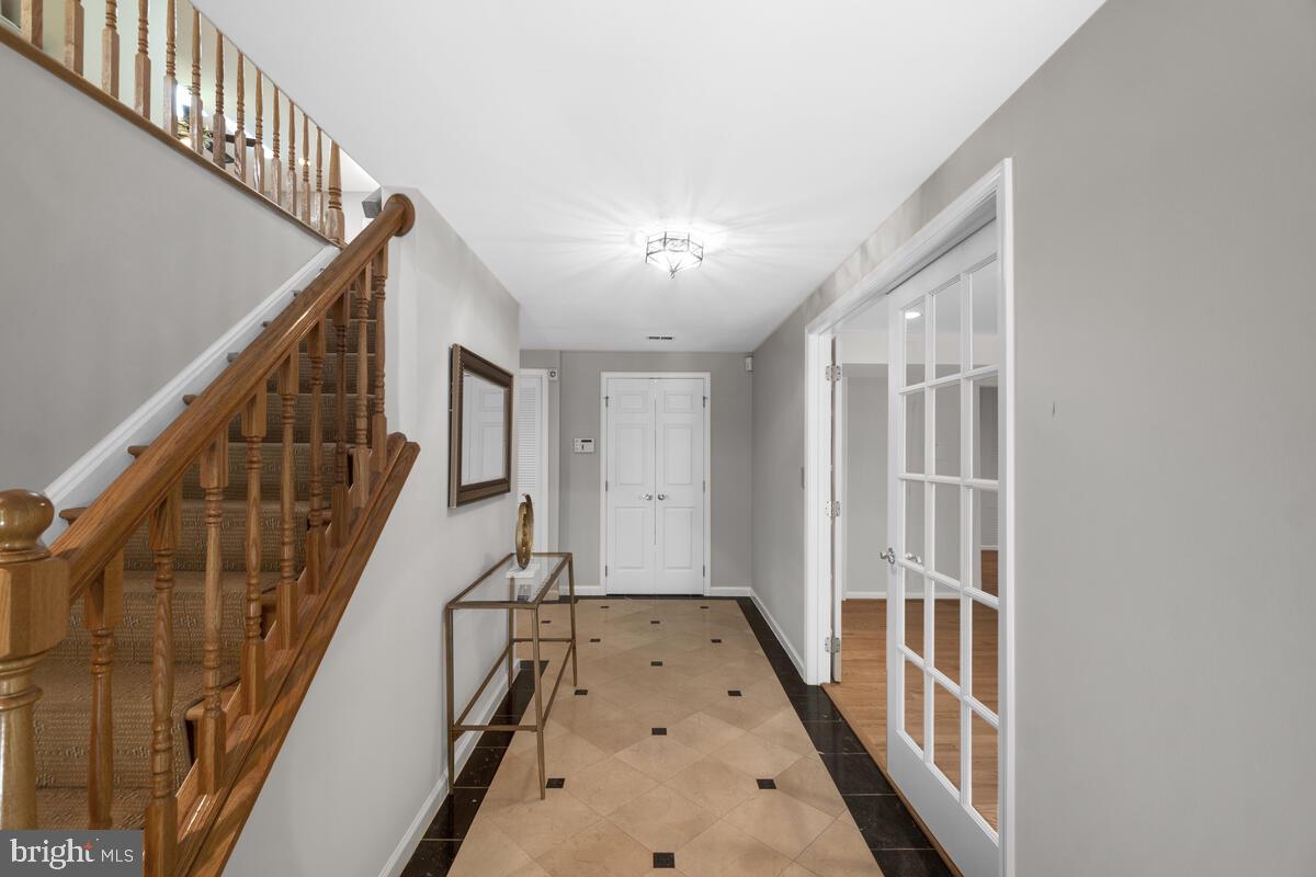 8413 Fenway Road Bethesda, MD 20817 - Photo 6 of 65 Gallery Image 6