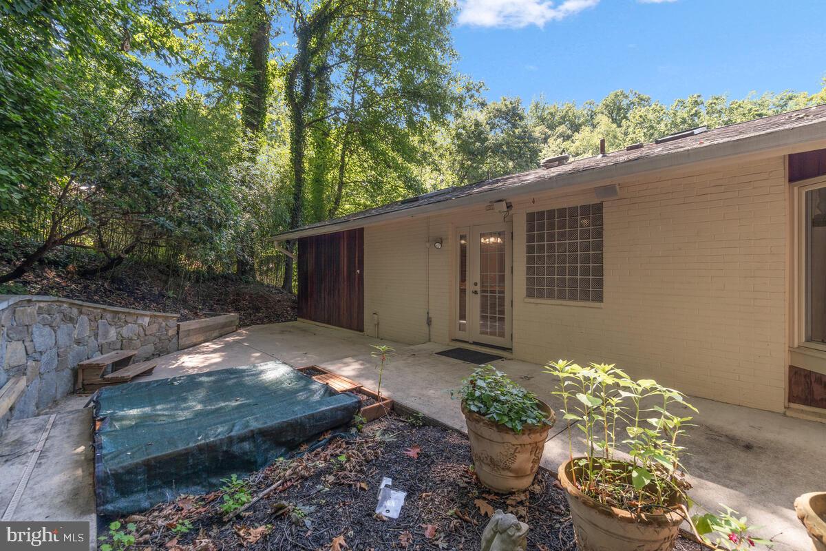 8413 Fenway Road Bethesda, MD 20817 - Photo 58 of 65 Gallery Image 58