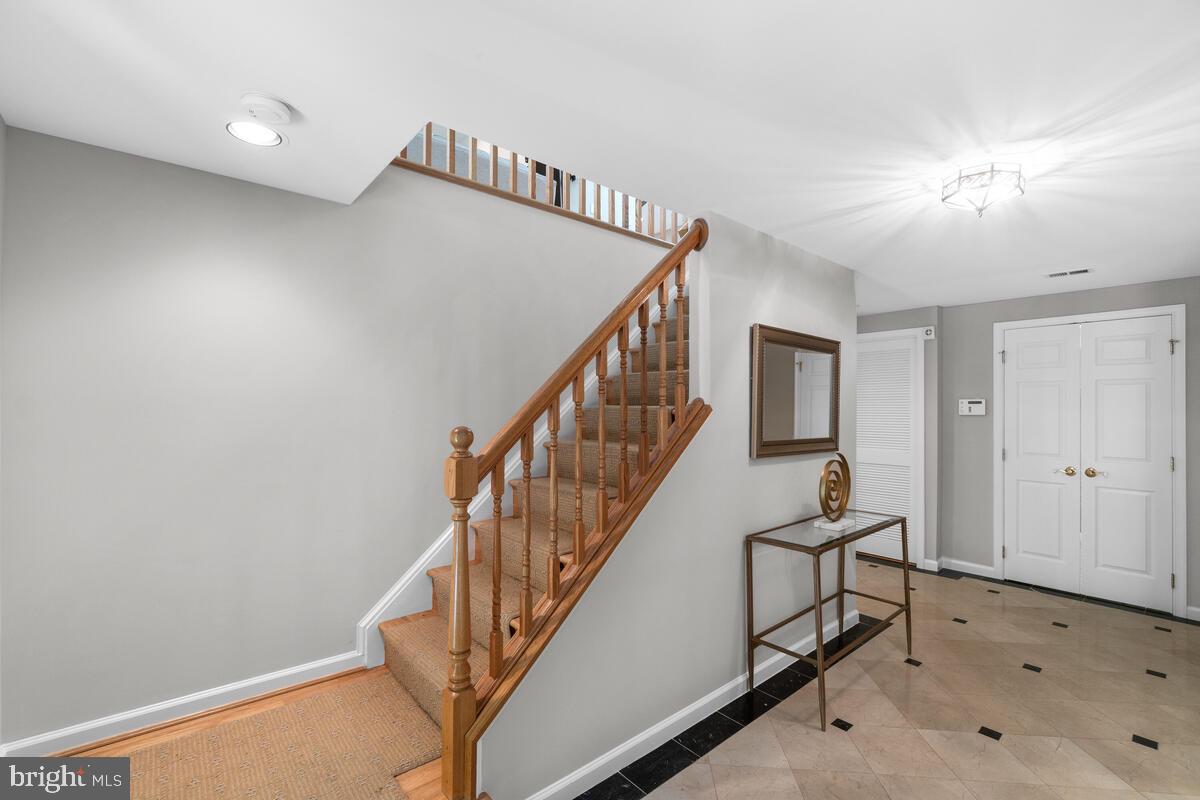 8413 Fenway Road Bethesda, MD 20817 - Photo 7 of 65 Gallery Image 7