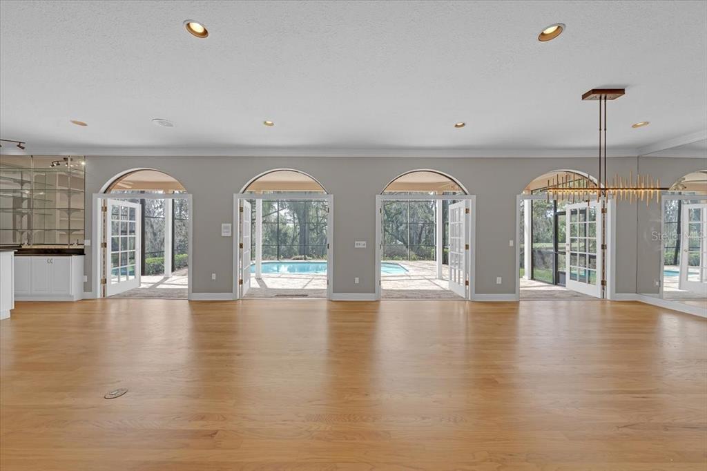 1141 Myrtle Road Valrico, FL 33596 - Photo 16 of 68