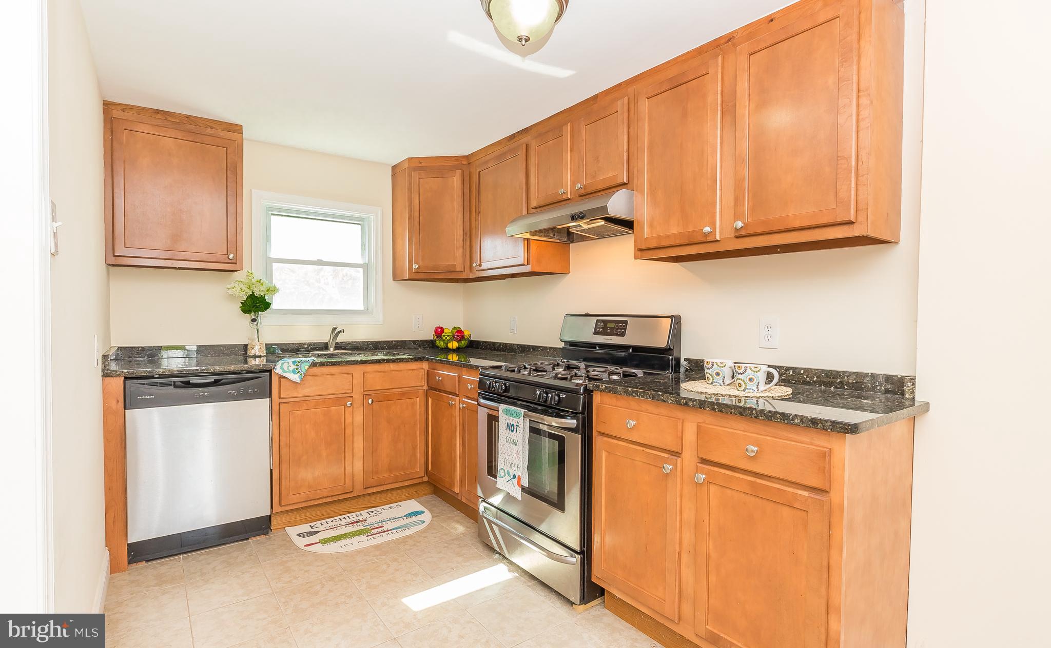 1775 Brookview Road Baltimore, MD 21222 - Photo 11 of 30 Kitchen with granite and stainless steel