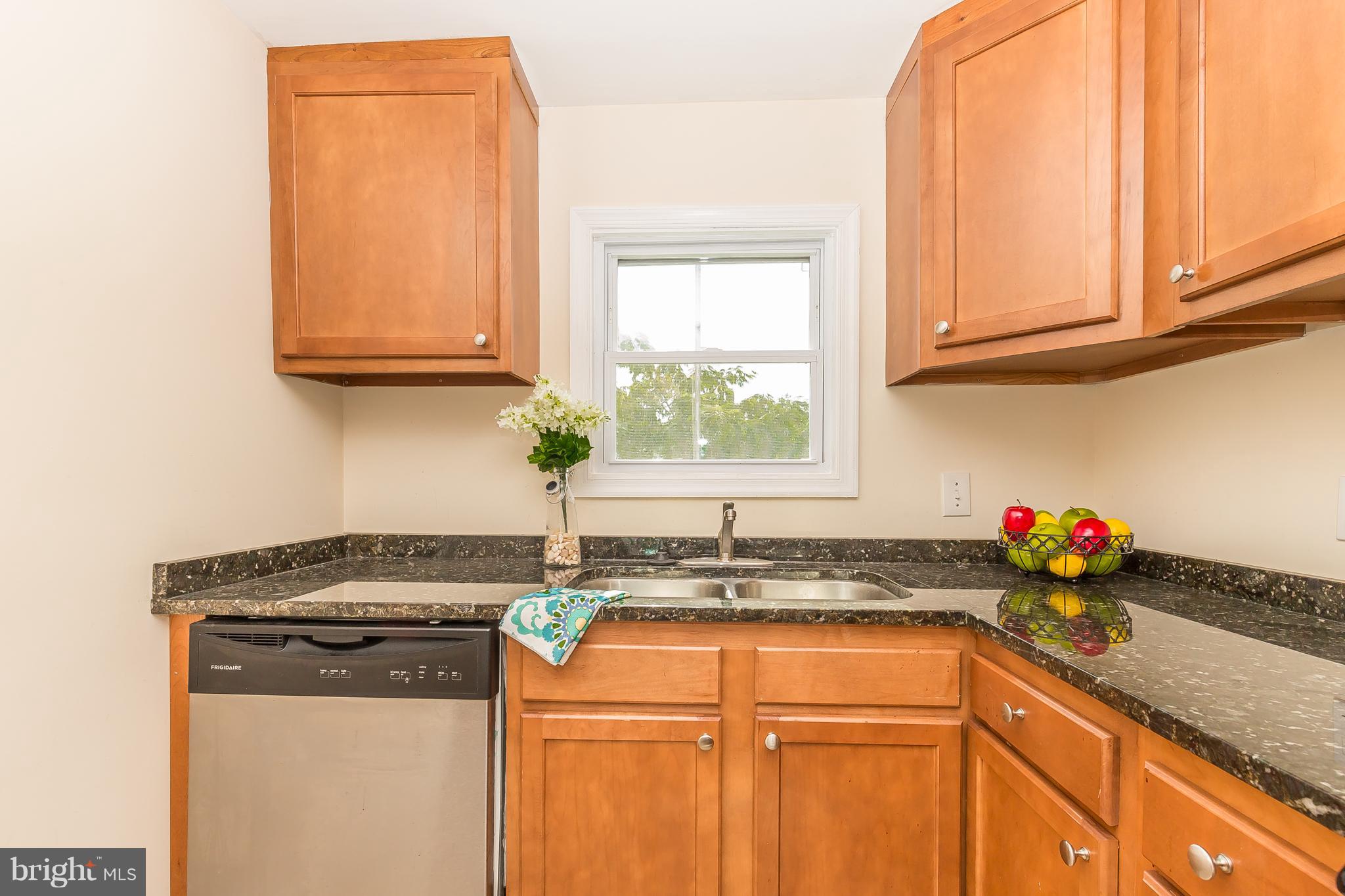 1775 Brookview Road Baltimore, MD 21222 - Photo 13 of 30 Kitchen with granite and window over kitchen sink