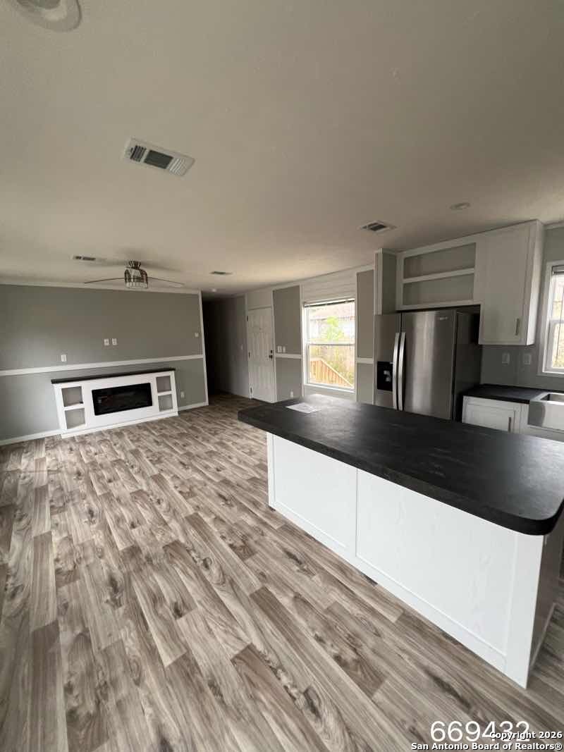 117 Royal Street Taylor, TX 76574 - Photo 4 of 19