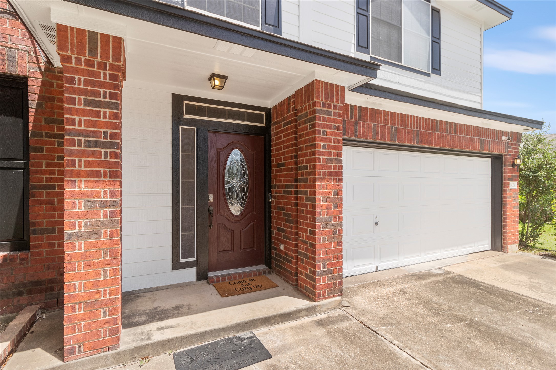 1424 Marsh Harbour Drive Round Rock, TX 78664 - Photo 3 of 34 photo from springtime