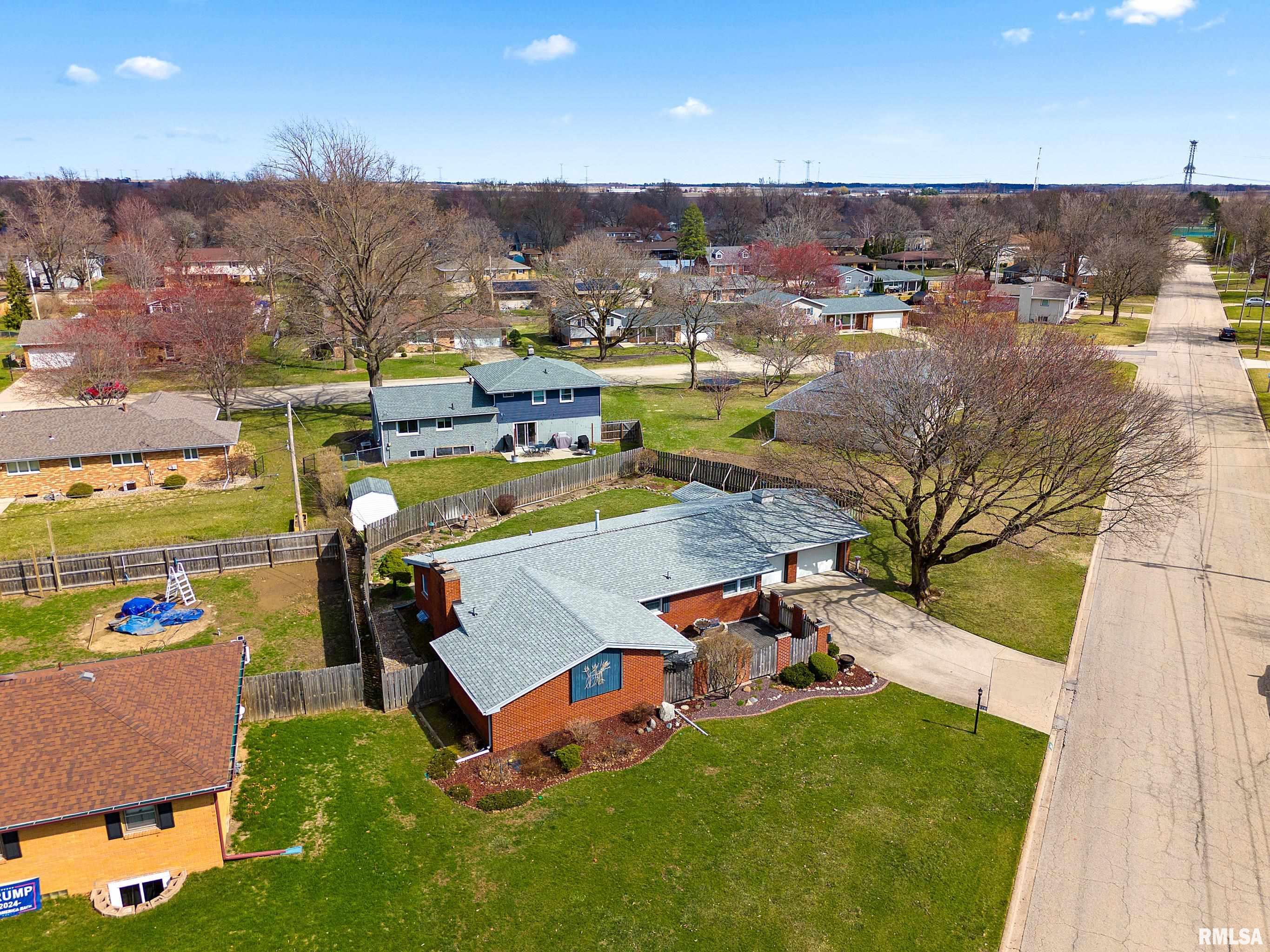 841 Sunset Road Morton, IL 61550 - Photo 3 of 35