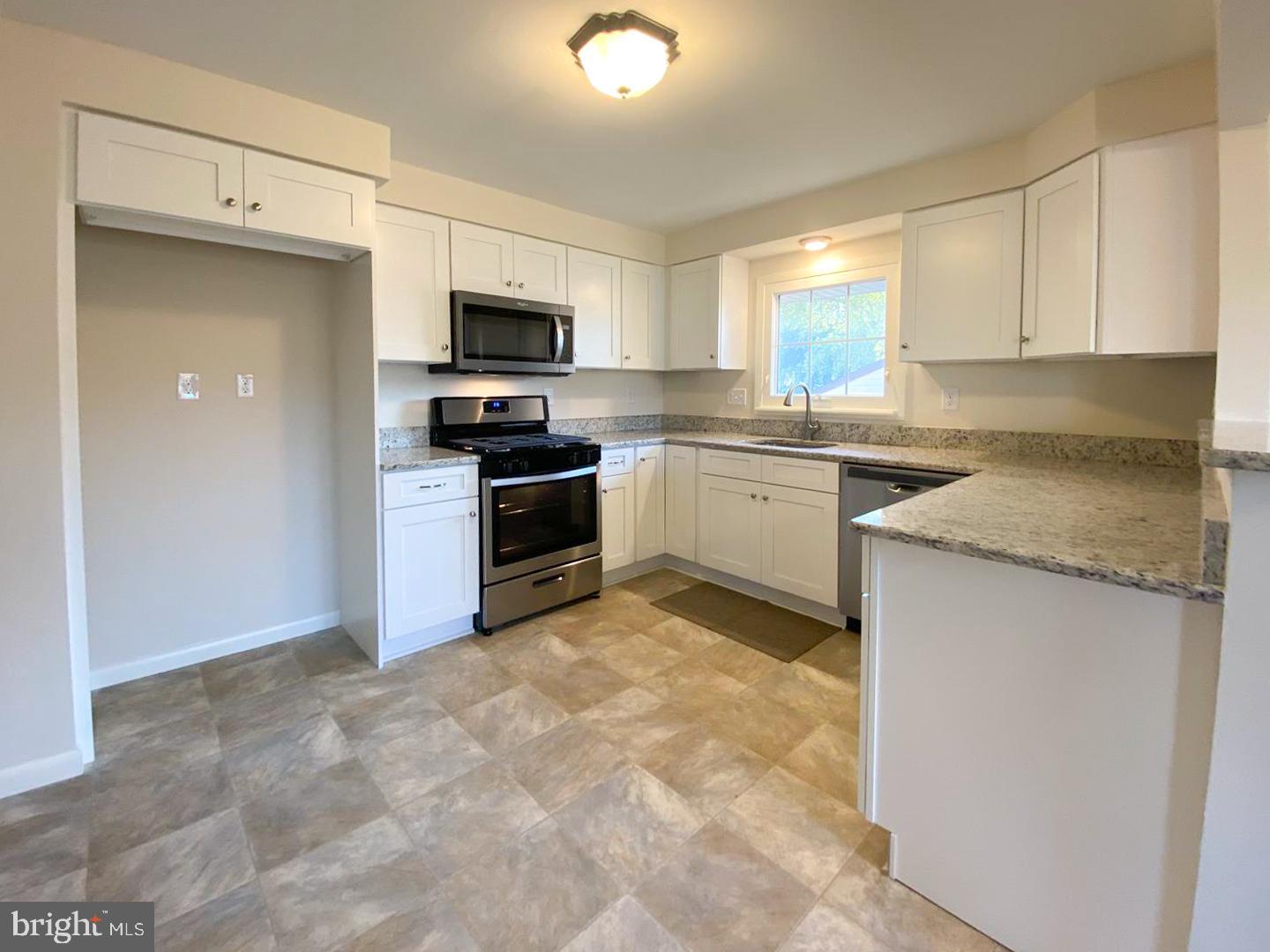 19 Conestoga Road Clementon, NJ 08021 - Photo 5 of 27