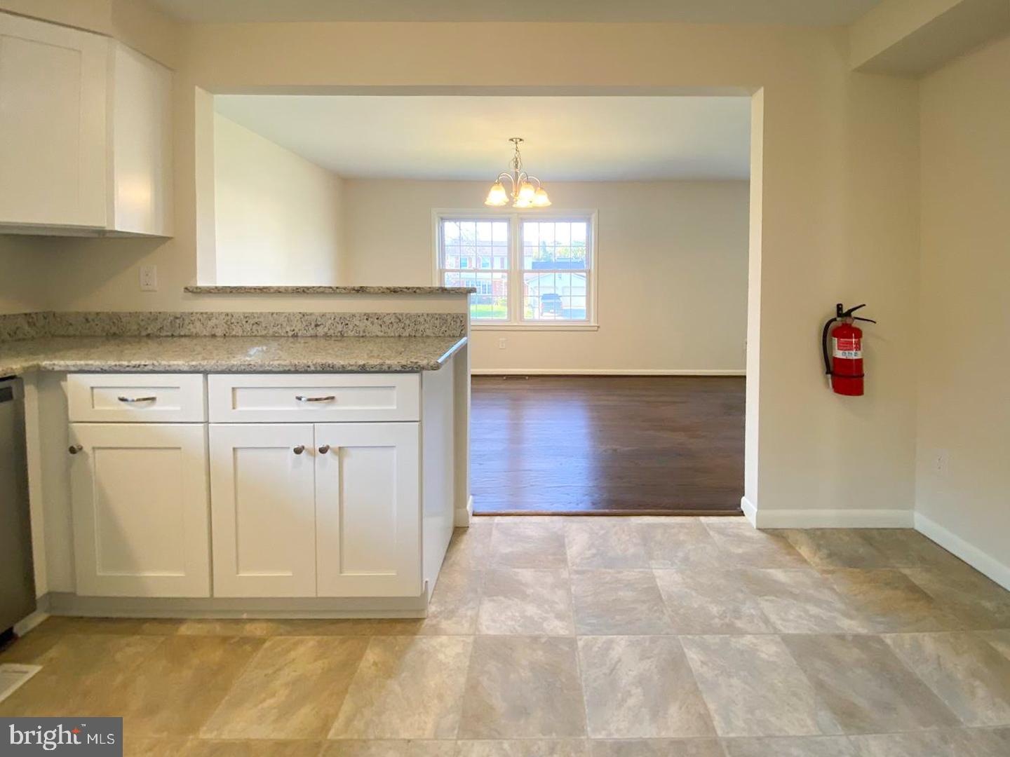 19 Conestoga Road Clementon, NJ 08021 - Photo 7 of 27