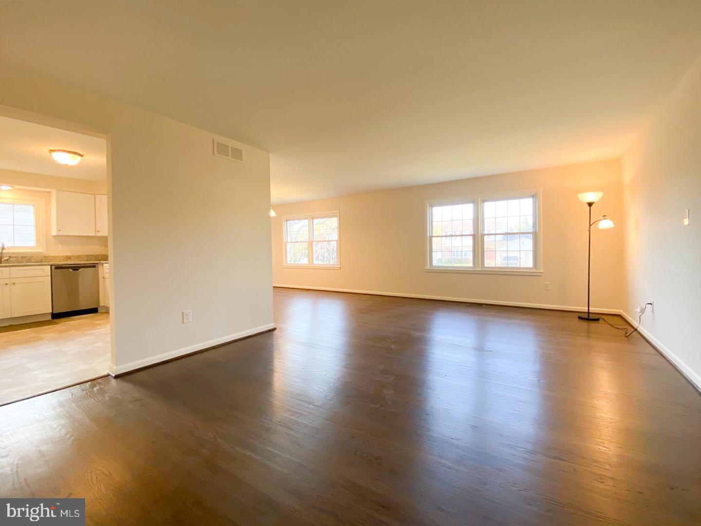 19 Conestoga Road Clementon, NJ 08021 - Photo 9 of 27