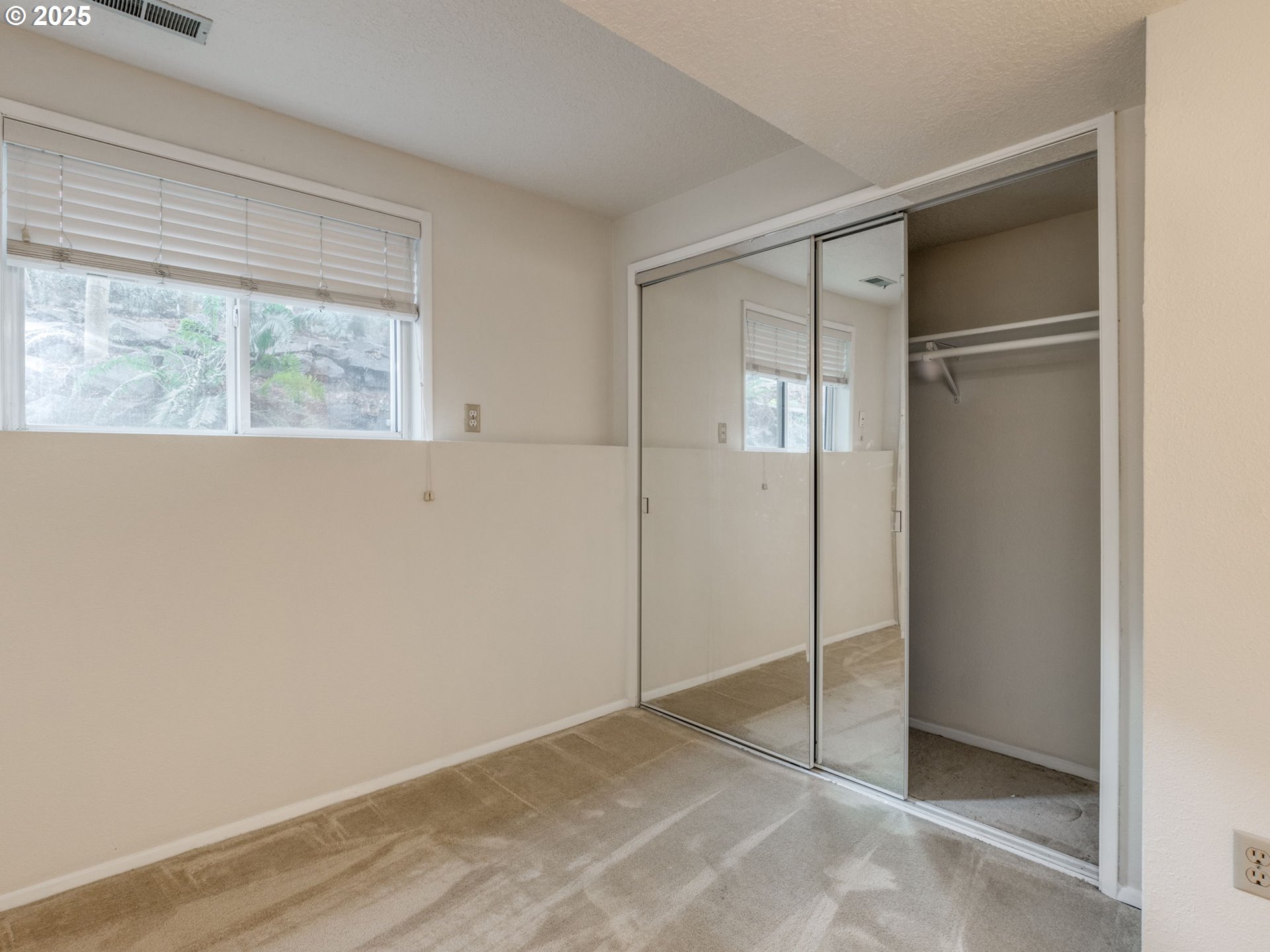 5127 Southwest Multnomah Boulevard Portland, OR 97219 - Photo 28 of 41 Gallery Image 28