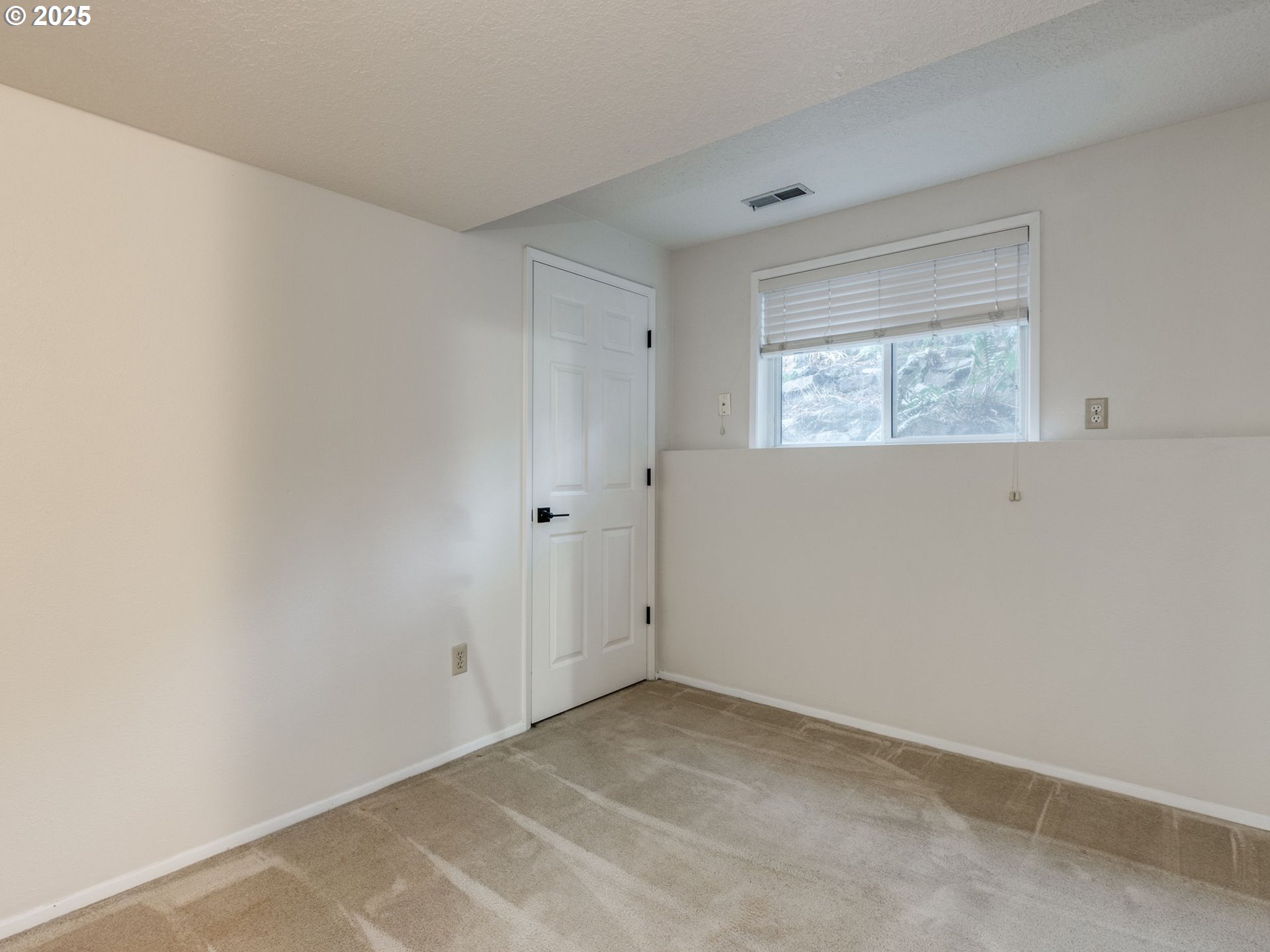 5127 Southwest Multnomah Boulevard Portland, OR 97219 - Photo 29 of 41 Gallery Image 29