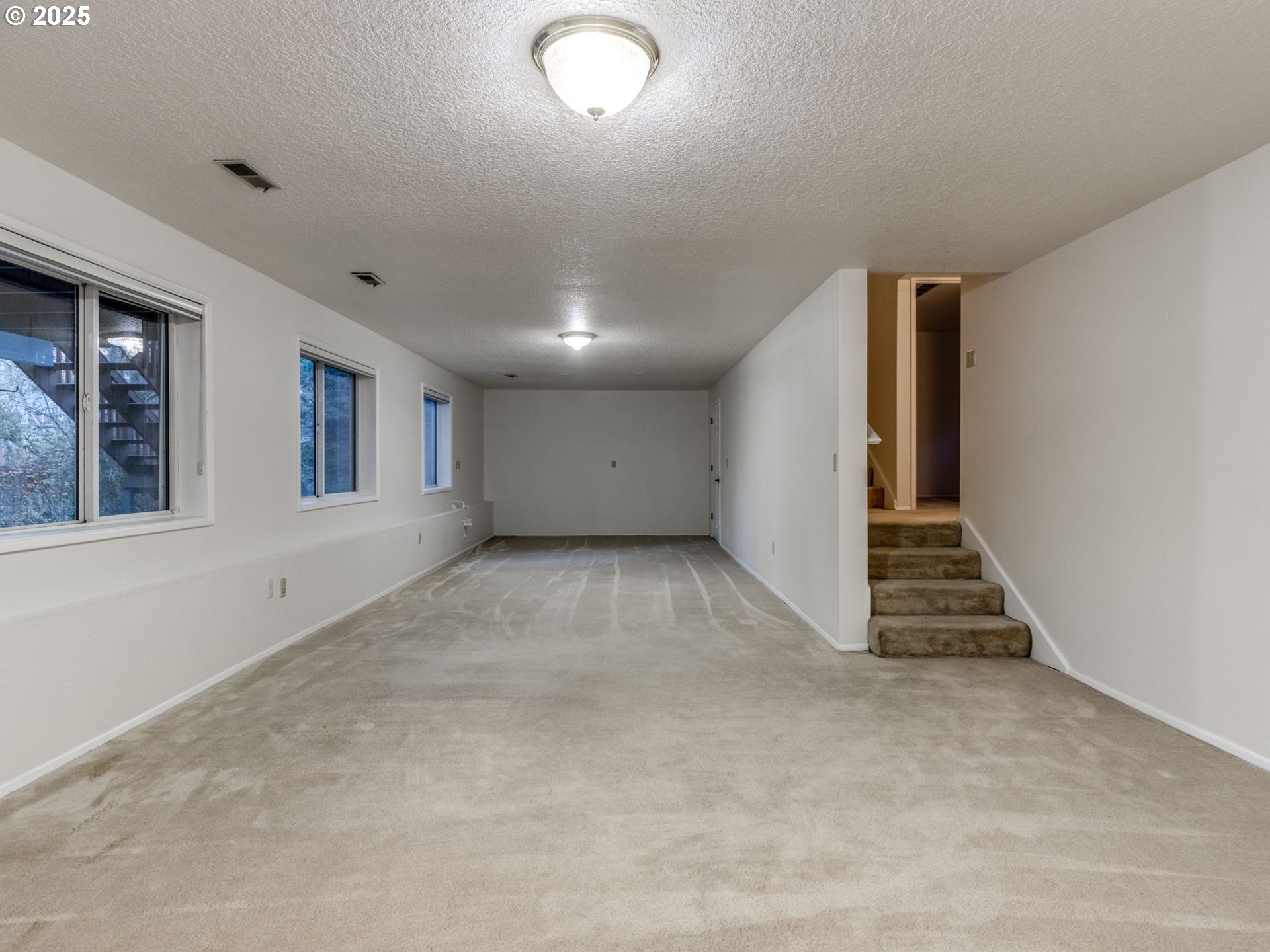 5127 Southwest Multnomah Boulevard Portland, OR 97219 - Photo 32 of 41 Gallery Image 32