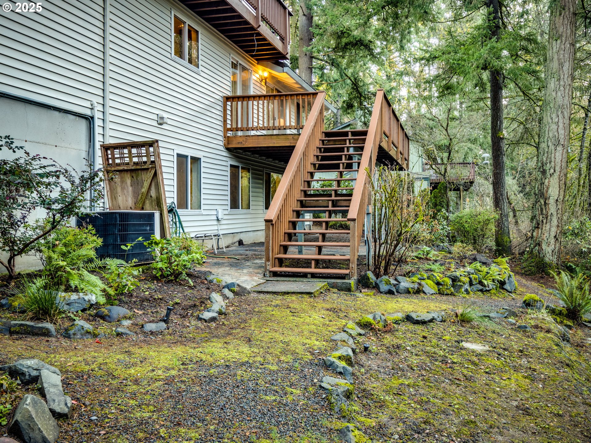 5127 Southwest Multnomah Boulevard Portland, OR 97219 - Photo 37 of 41 Gallery Image 37