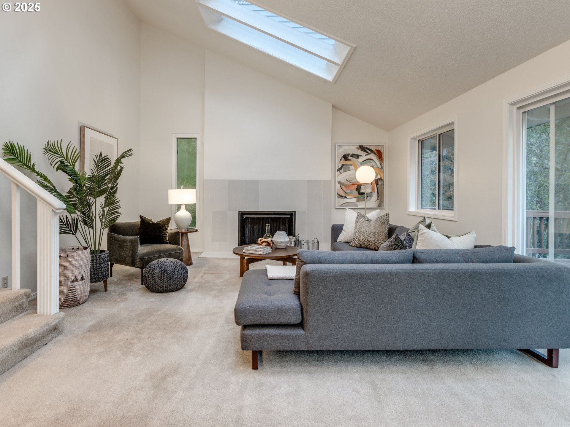5127 Southwest Multnomah Boulevard Portland, OR 97219 - Photo 6 of 41 Gallery Image 6