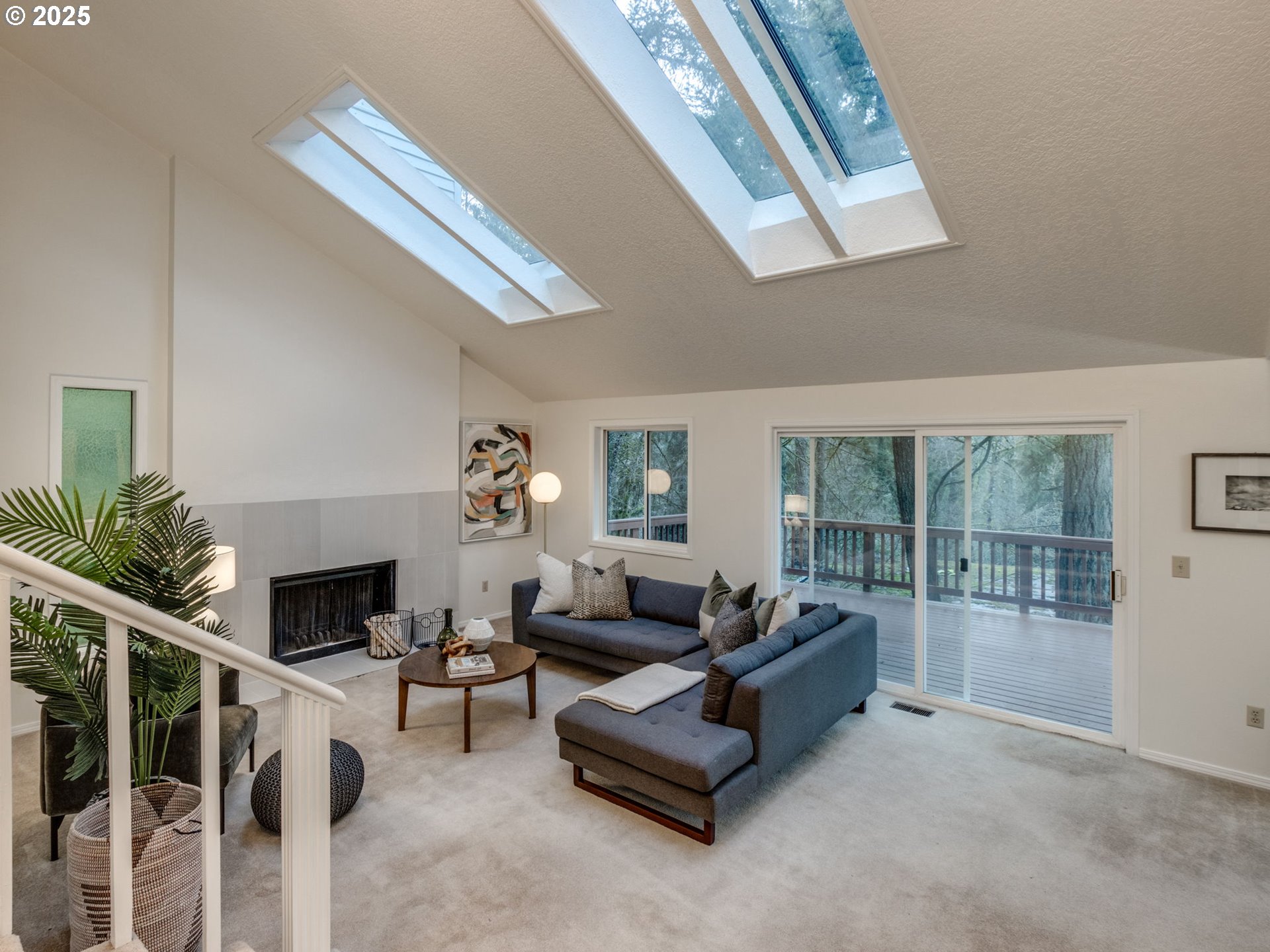 5127 Southwest Multnomah Boulevard Portland, OR 97219 - Photo 7 of 41 Gallery Image 7