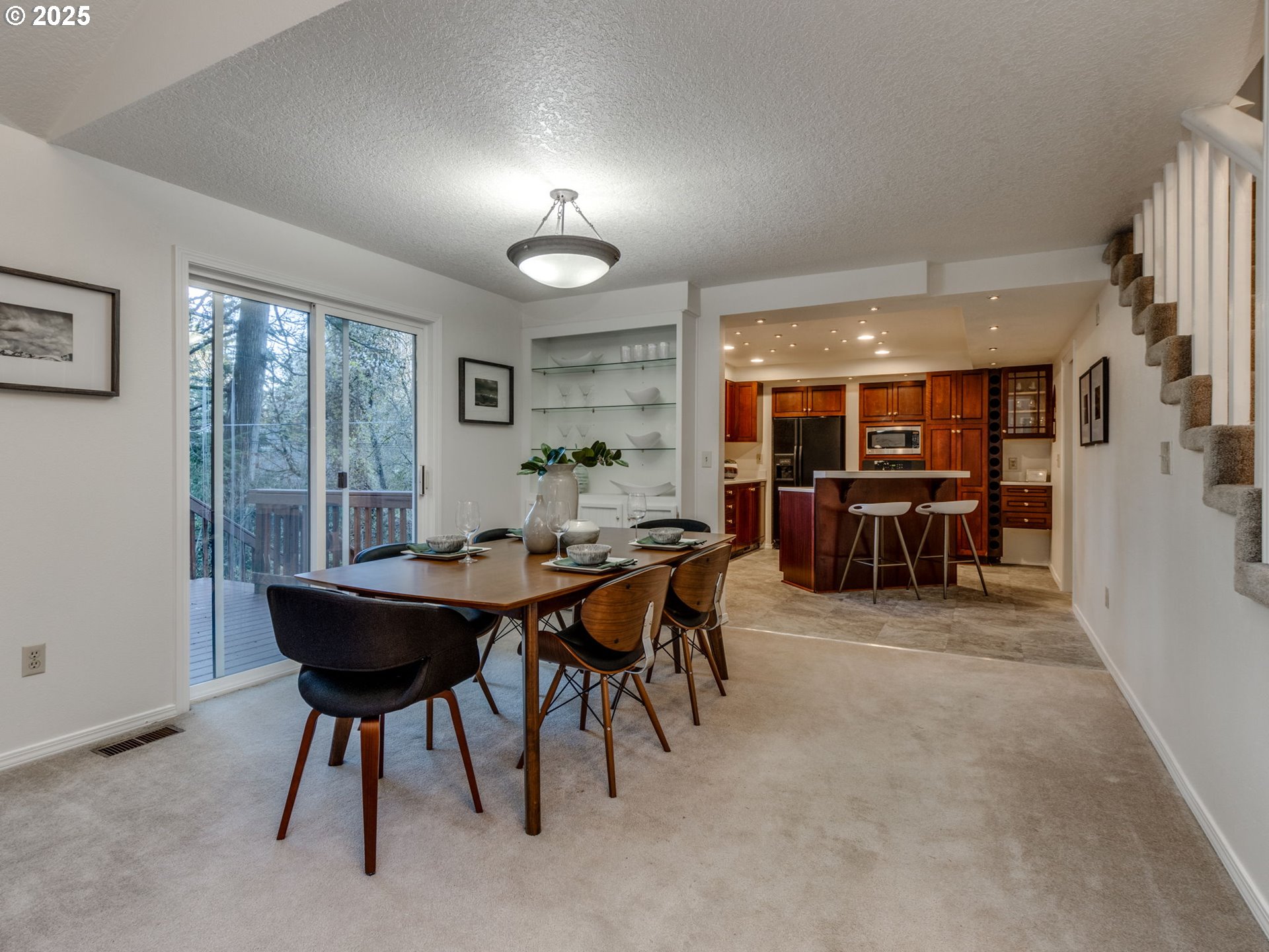 5127 Southwest Multnomah Boulevard Portland, OR 97219 - Photo 10 of 41 Gallery Image 10
