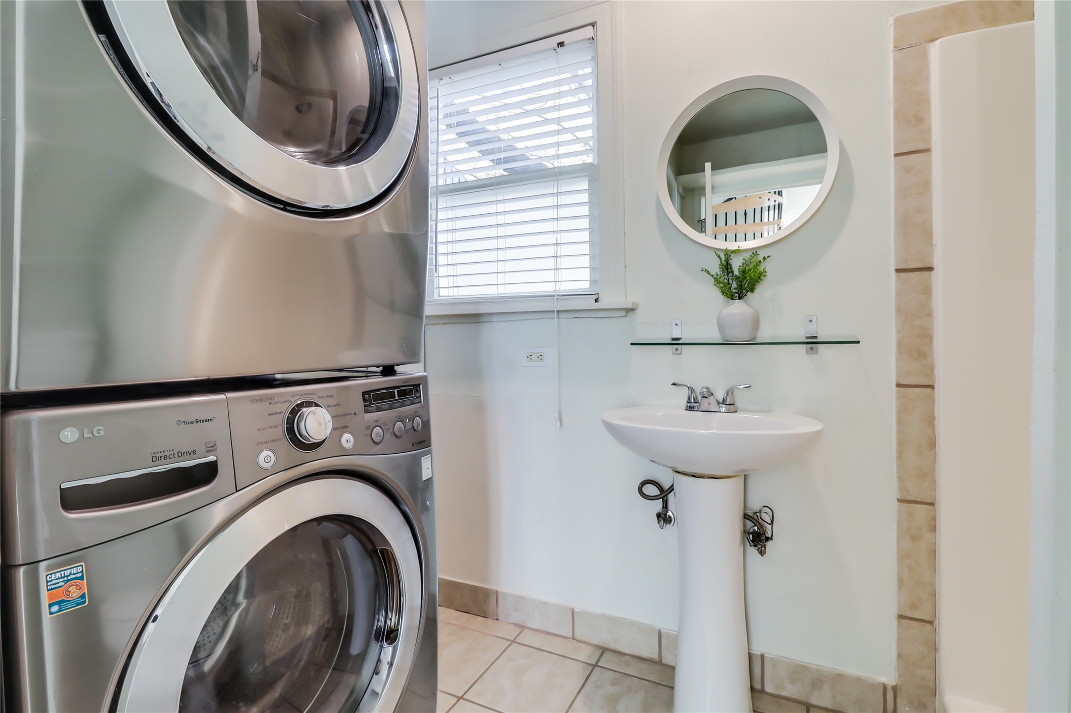 1105 West 43rd Street Austin, TX 78756 - Photo 13 of 22 Laundry