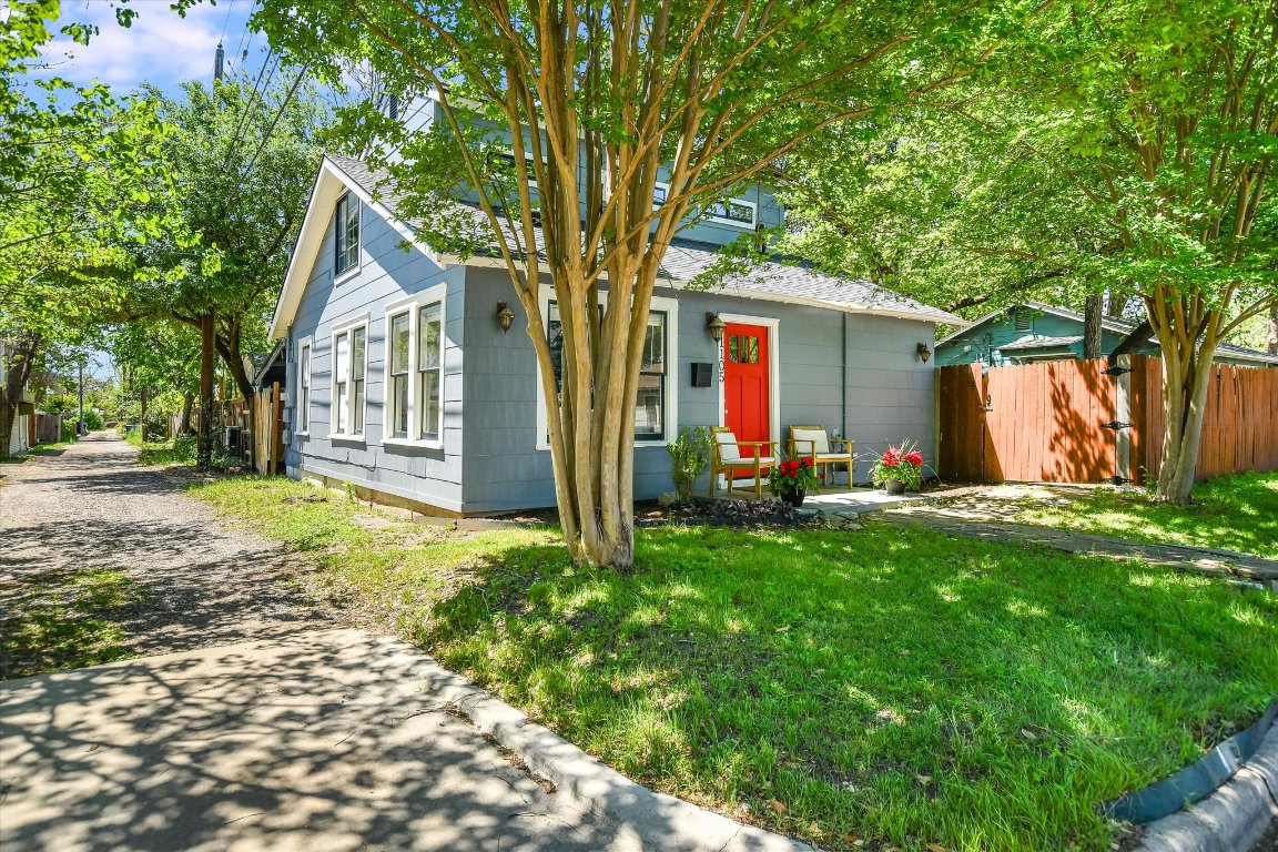 1105 West 43rd Street Austin, TX 78756 - Photo 4 of 22 a front view of house with yard and green space
