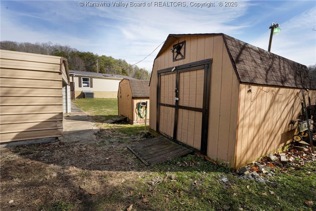 383 Kilgore Road Scott Depot, WV 25560 - Photo 25 of 28 Gallery Image 25