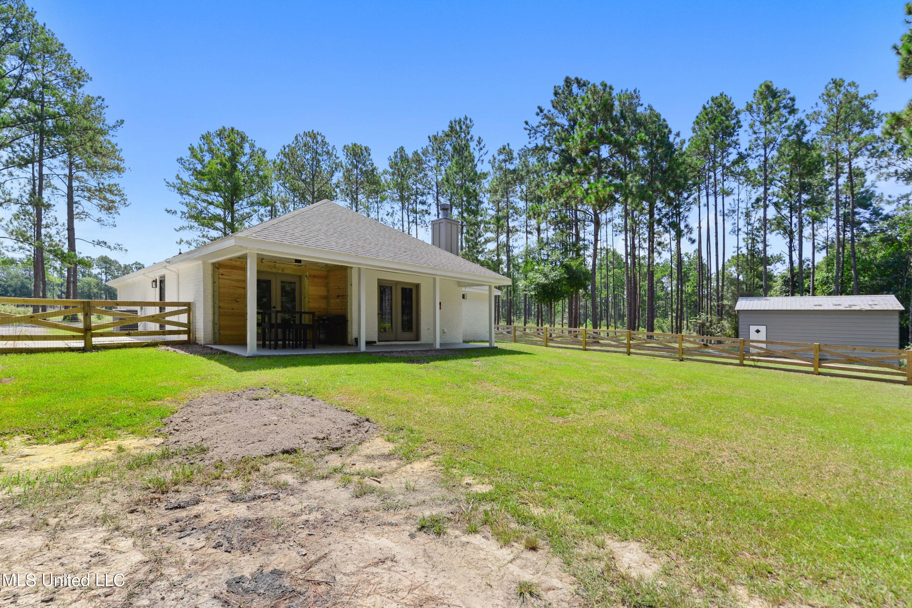 18009 Rayford Shumock Road Moss Point, MS 39562 - Photo 19 of 23 IMG_9383