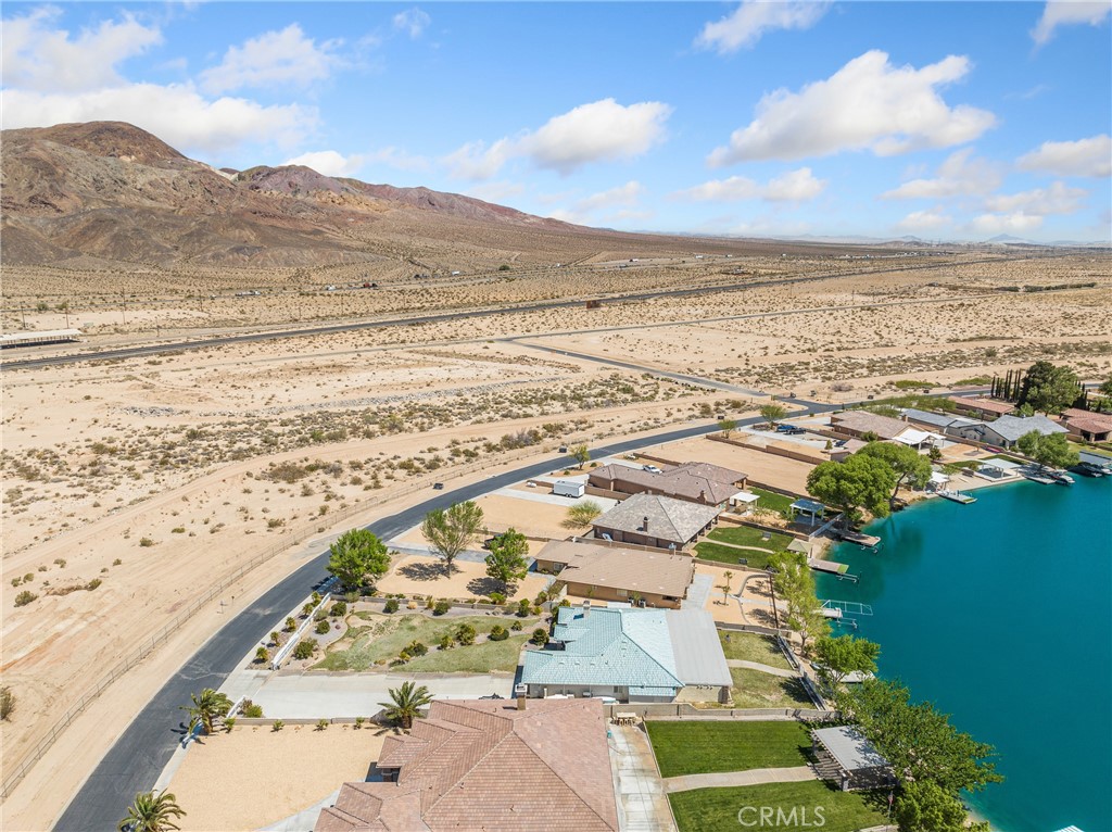 39429 Mountain View Road Yermo, CA 92398 - Photo 4 of 47 a view of an ocean and beach