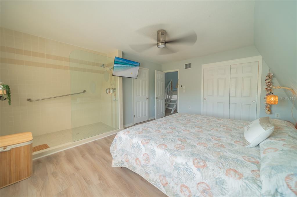 501 Pameto Road Nokomis, FL 34275 - Photo 18 of 37 a bathroom with a sink and a shower