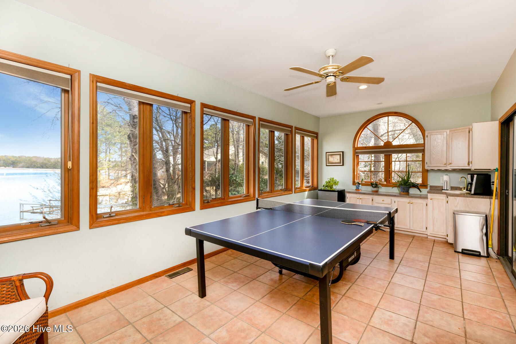 113 Cardinal Lane West End, NC 27376 - Photo 21 of 33 Carolina room1