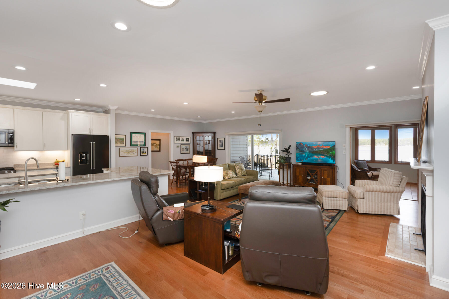 113 Cardinal Lane West End, NC 27376 - Photo 4 of 33 entry2