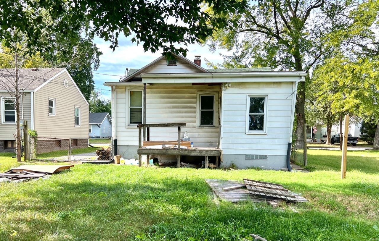 2842 Ralph Street Granite City, IL 62040 - Photo 11 of 13 Gallery Image 11