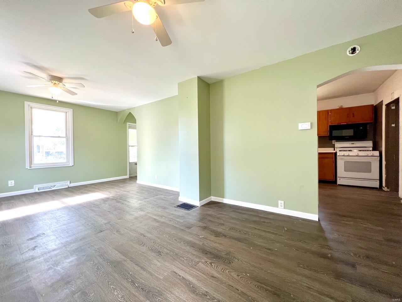 2842 Ralph Street Granite City, IL 62040 - Photo 4 of 13 Gallery Image 4