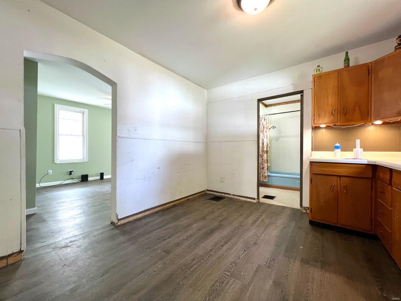 2842 Ralph Street Granite City, IL 62040 - Photo 6 of 13 Gallery Image 6