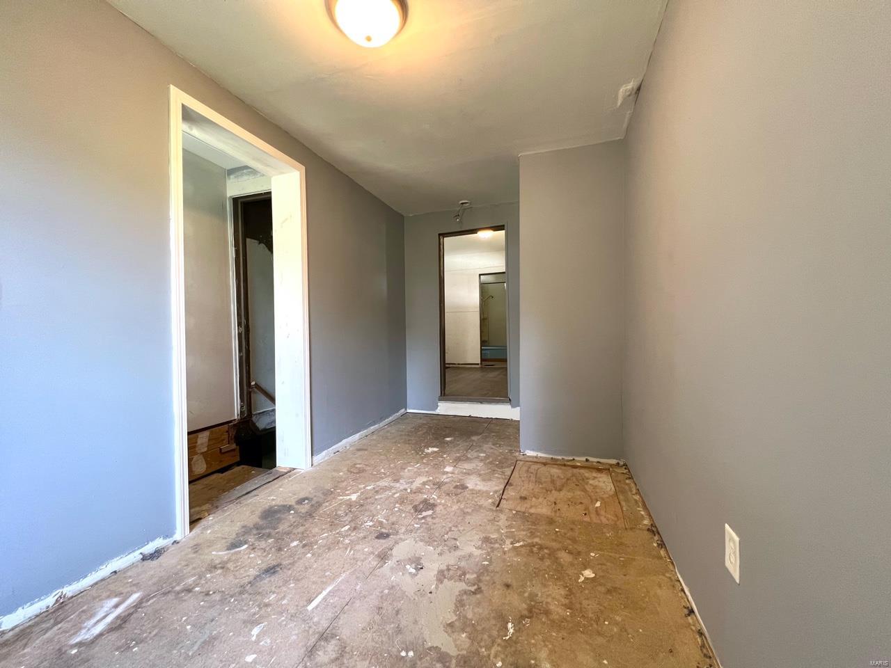2842 Ralph Street Granite City, IL 62040 - Photo 10 of 13 Gallery Image 10