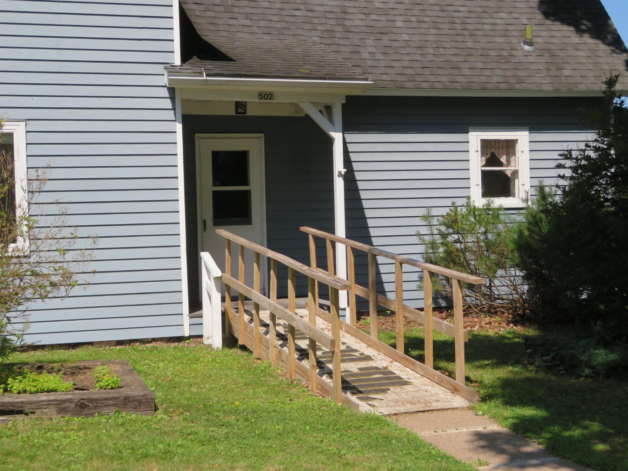 502 Scott Street Merrill, WI 54452 - Photo 2 of 40
