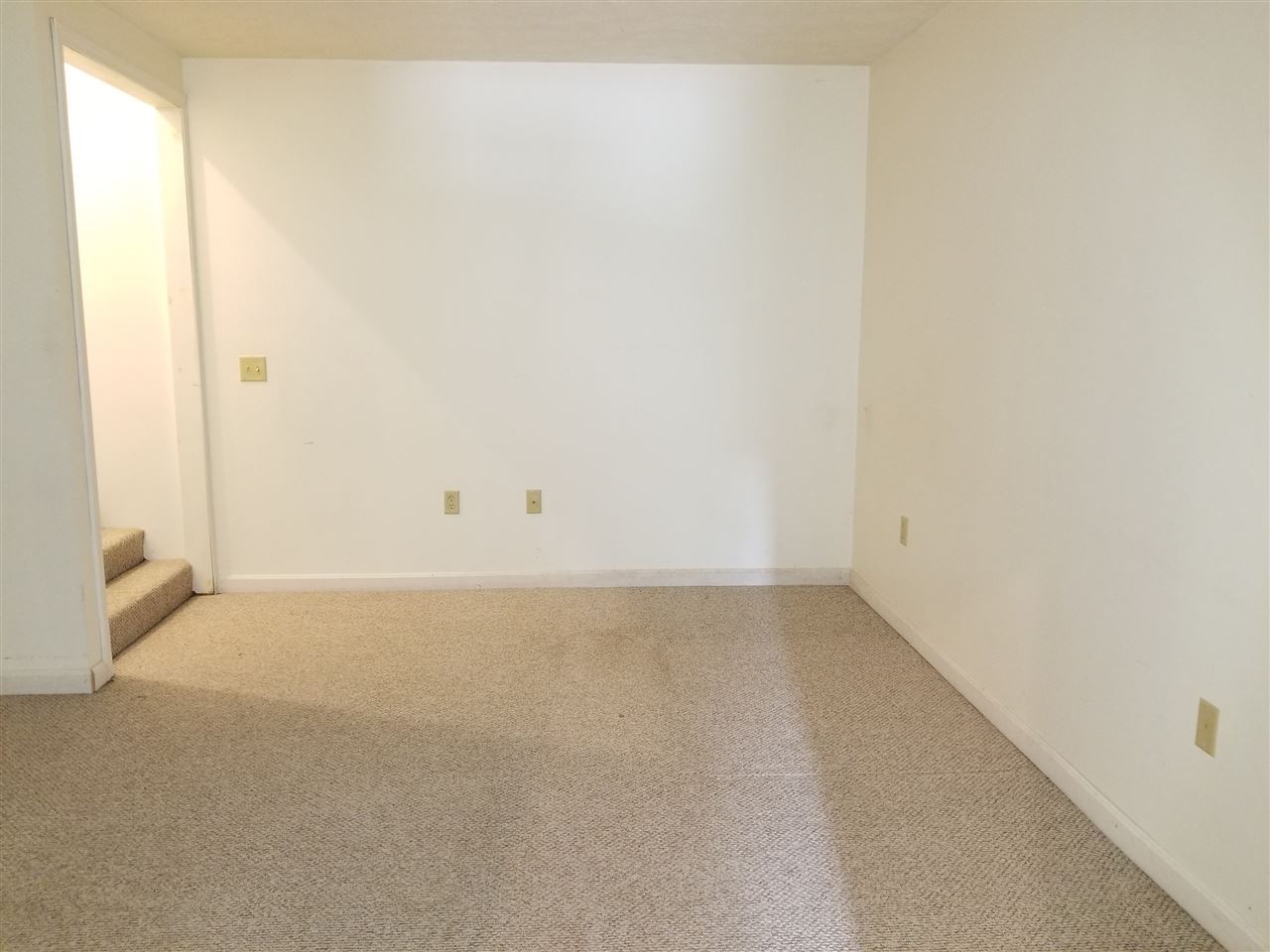 279 Winding Pond Road Londonderry, NH 03053 - Photo 22 of 36 Gallery Image 22
