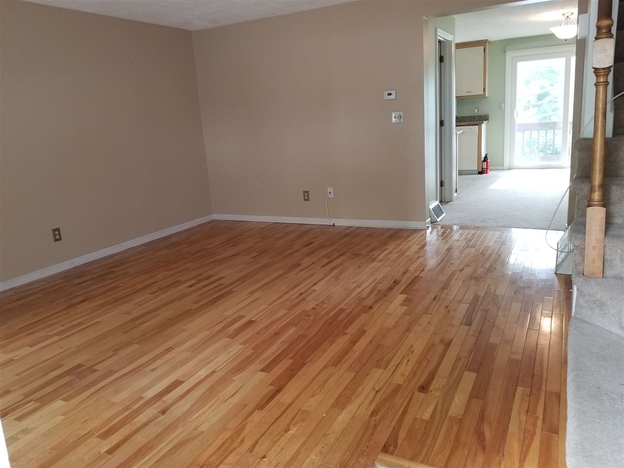 279 Winding Pond Road Londonderry, NH 03053 - Photo 5 of 36 Gallery Image 5