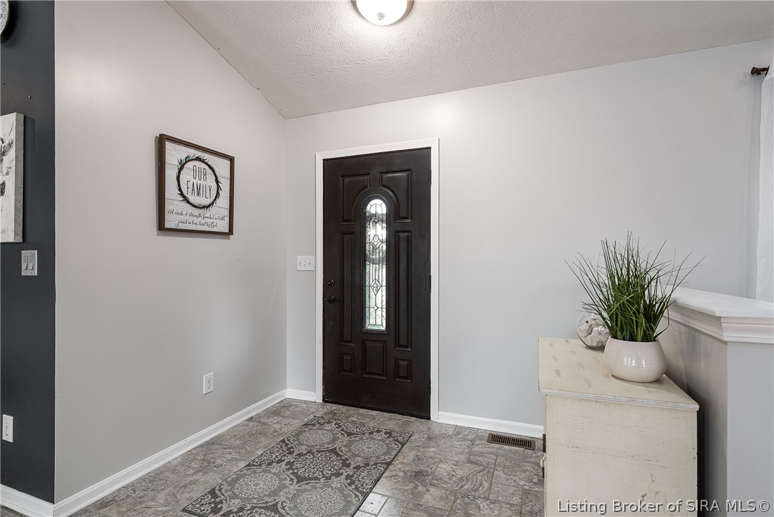 10124 Stricker Road Memphis, IN 47143 - Photo 7 of 64