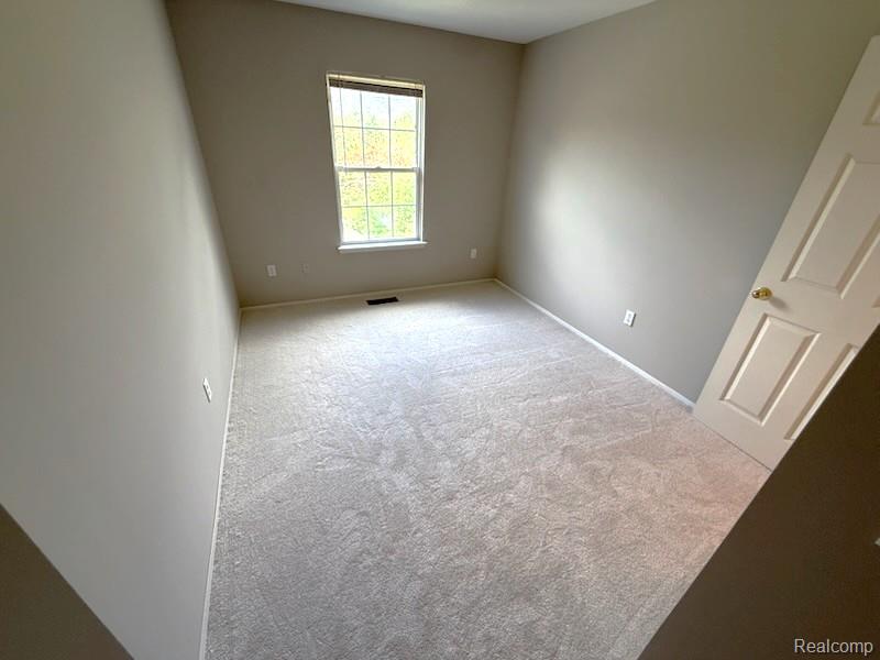 22296 Cape Cod Way Farmington, MI 48336 - Photo 11 of 16