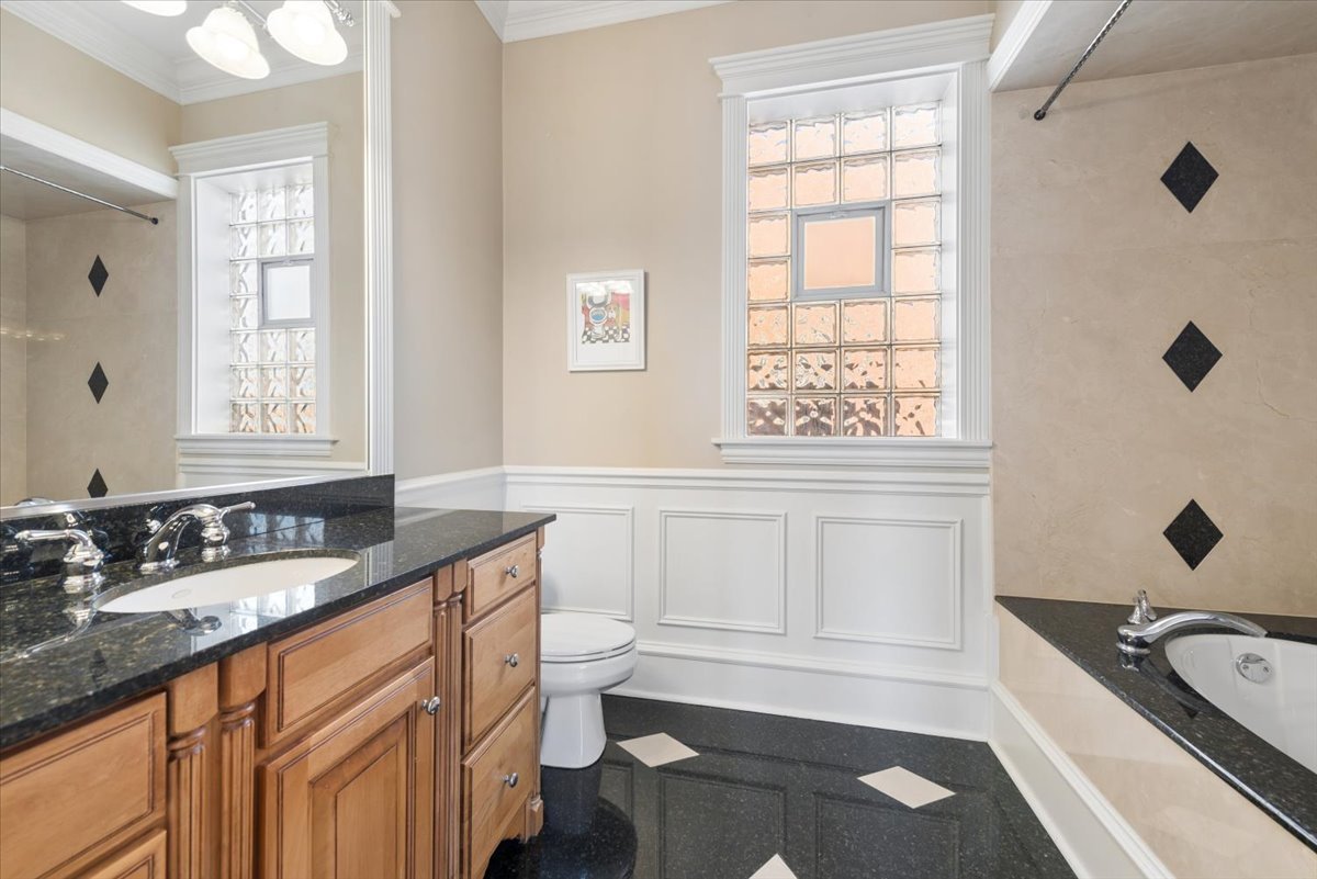 1359 North Mohawk Street, Unit 4 Chicago, IL 60610 - Photo 26 of 37