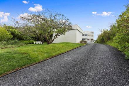 186 Dune Road Quogue, NY 11959 - Photo 19 of 23