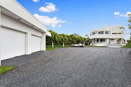 186 Dune Road Quogue, NY 11959 - Photo 20 of 23