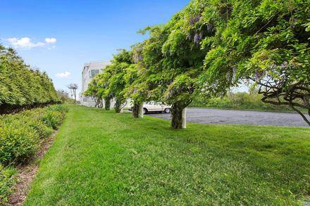 186 Dune Road Quogue, NY 11959 - Photo 21 of 23