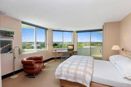 186 Dune Road Quogue, NY 11959 - Photo 4 of 23